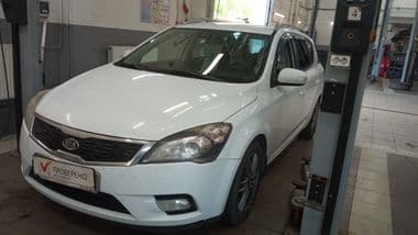 KIA Ceed 2011 года, 197 216 км - вид 1