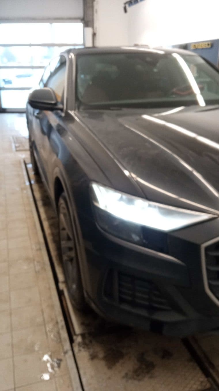 Audi Q8 2022 года, 115 834 км - вид 2