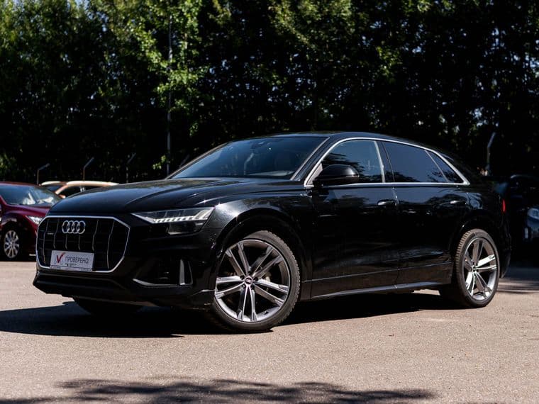 Audi Q8 2022 года, 115 834 км - вид 1