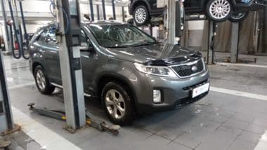 KIA Sorento 2015 года, 141 000 км - вид 2