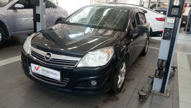 Opel Astra, 2013