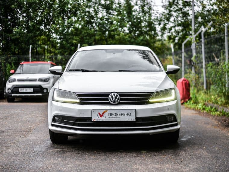 Volkswagen Jetta, 2018 - вид 2