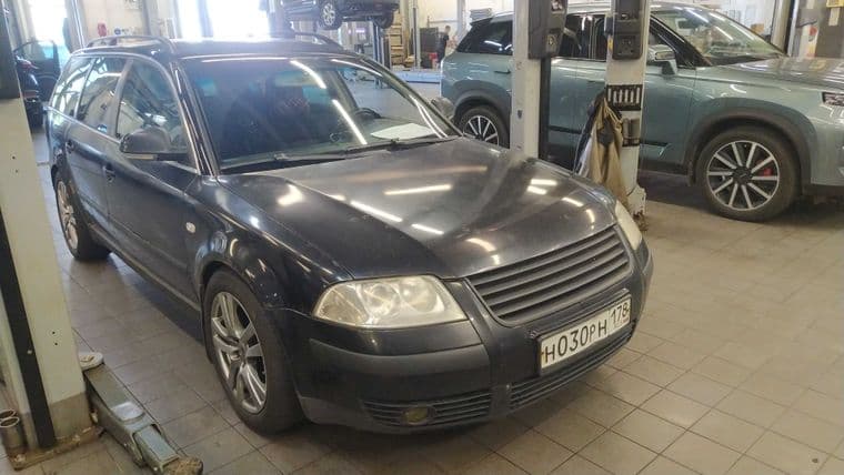 Volkswagen Passat, 2002 - вид 1