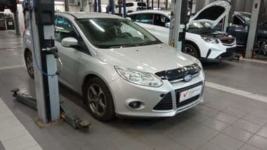 Ford Focus 2014 года, 96 243 км - вид 2