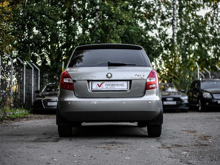 Skoda Fabia, 2009 - вид 3