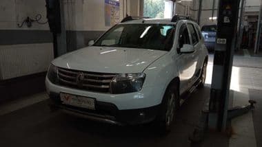 Renault Duster 2014 года, 118 991 км - вид 1