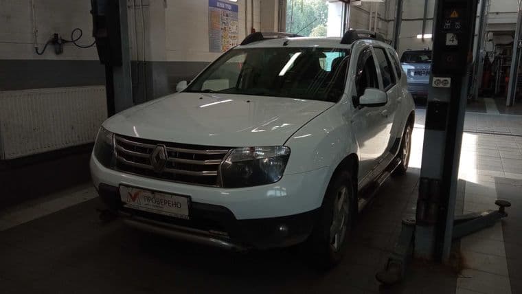 Renault Duster 2014 года, 118 991 км - вид 1