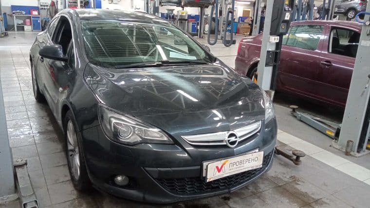 Opel Astra GTC, 2014 - вид 1