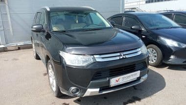 Mitsubishi Outlander 2014 года, 196 647 км - вид 2