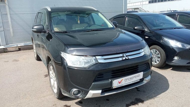 Mitsubishi Outlander, 2014 - вид 1