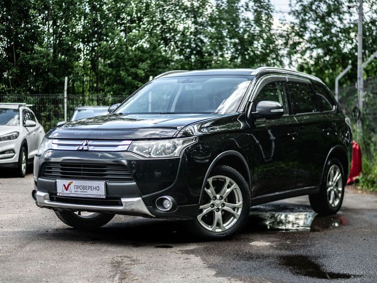 Mitsubishi Outlander, 2014