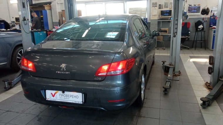 Peugeot 408, 2013 - вид 3