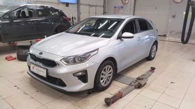 KIA Ceed 2019 года, 86 500 км - вид 1