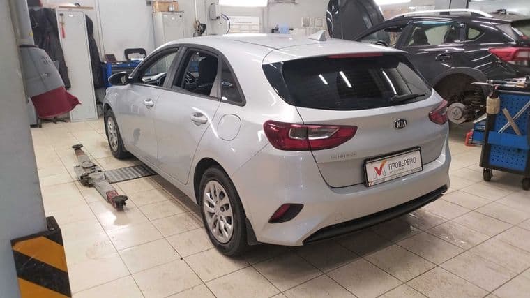 Kia Ceed, 2019 - вид 3