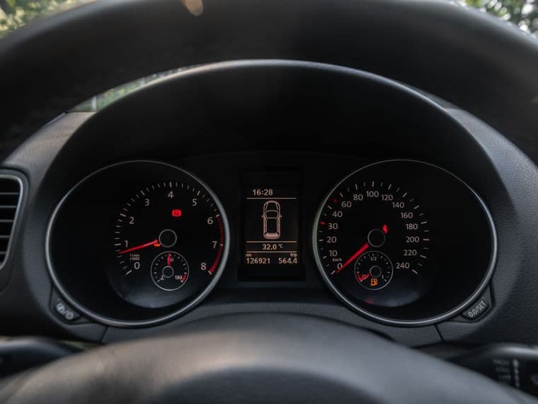 Volkswagen Golf, 2012 - вид 4
