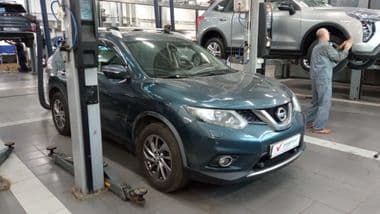 Nissan X-Trail 2016 года, 204 037 км - вид 2