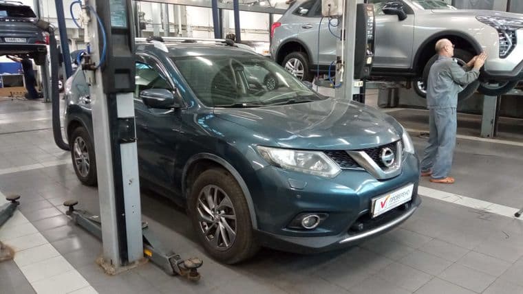 Nissan X-Trail 2016 года, 204 037 км - вид 2