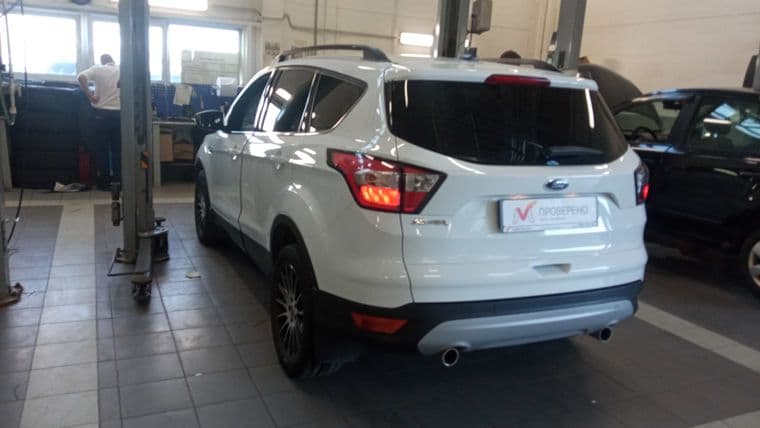 Ford Kuga, 2019 - вид 3