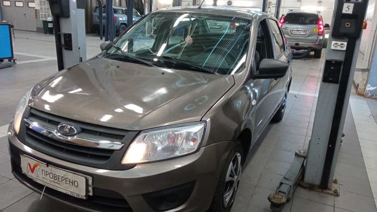 ВАЗ (LADA) Granta 2017 года, 107 106 км - вид 1