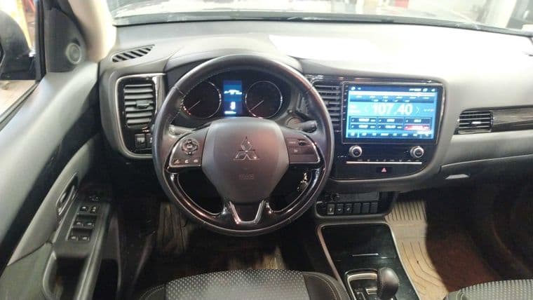 Mitsubishi Outlander, 2022 - вид 4