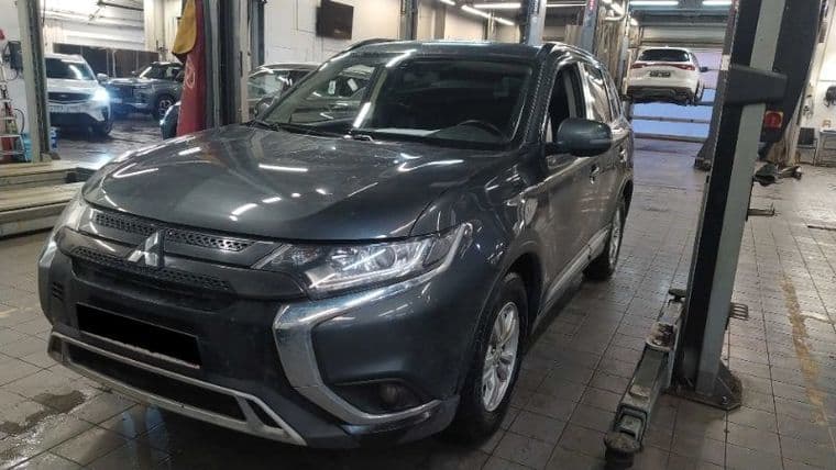 Mitsubishi Outlander 2022 года, 103 620 км - вид 1