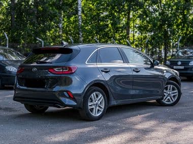 KIA Ceed 2021 года, 75 342 км - вид 2