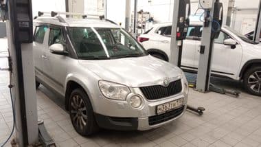 Skoda Yeti 2010 года, 241 500 км - вид 2