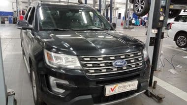 Ford Explorer 2017 года, 191 944 км - вид 2