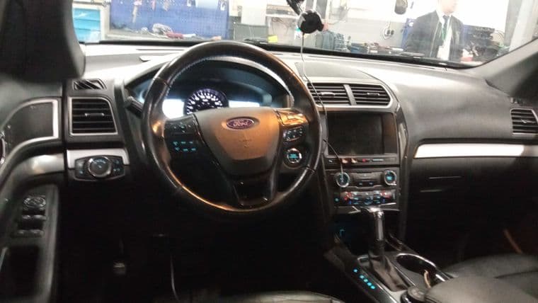 Ford Explorer, 2017 - вид 4