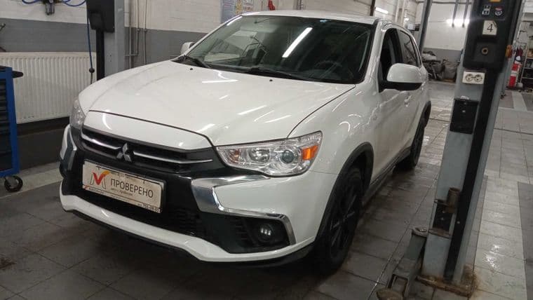 Mitsubishi ASX 2018 года, 126 146 км - вид 1