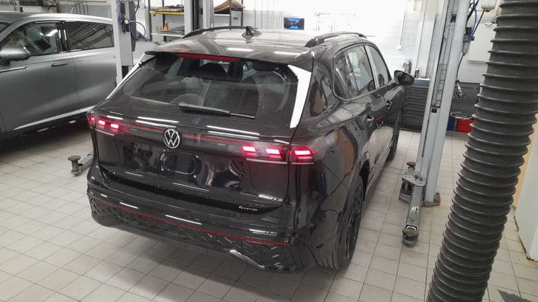 Volkswagen Tiguan L 2025 года, 20 км - вид 2