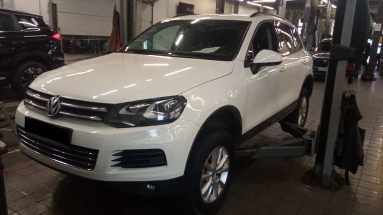 Volkswagen Touareg, 2011