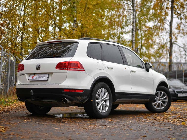 Volkswagen Touareg, 2011 - вид 1