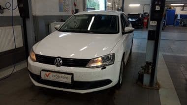 Volkswagen Jetta 2014 года, 236 181 км - вид 1