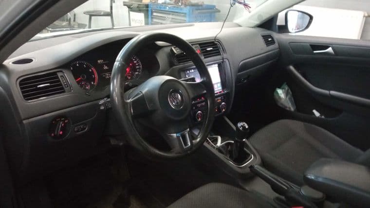 Volkswagen Jetta, 2014 - вид 4