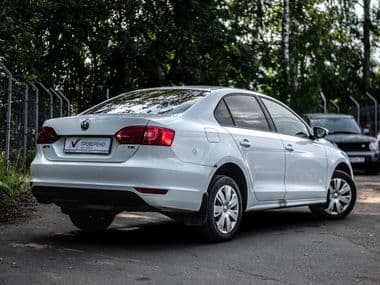 Volkswagen Jetta 2014 года, 236 181 км - вид 2
