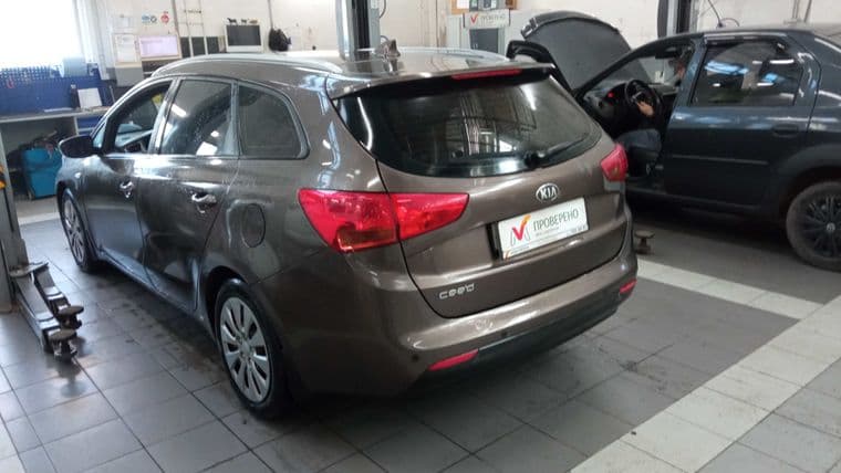 Kia Ceed, 2018 - вид 3