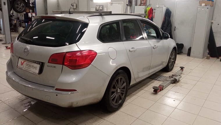 Opel Astra, 2013 - вид 2