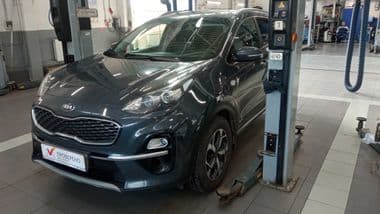KIA Sportage 2018 года, 153 000 км - вид 1