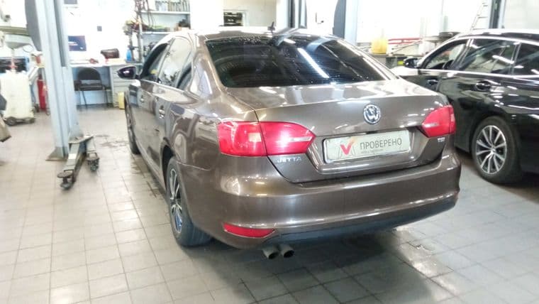 Volkswagen Jetta, 2013 - вид 3