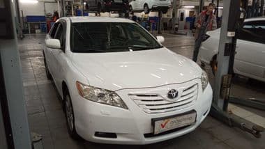 Toyota Camry 2008 года, 260 000 км - вид 2