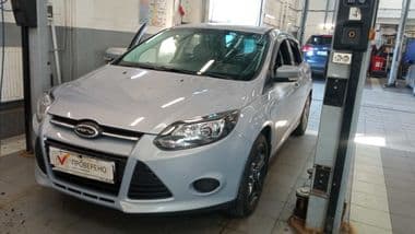 Ford Focus 2011 года, 212 388 км - вид 1