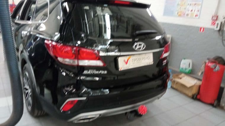 Hyundai Grand Santa Fe, 2018 - вид 3