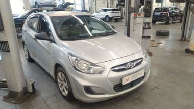 Hyundai Solaris 2014 года, 119 765 км - вид 2