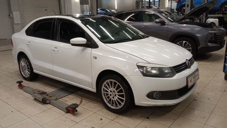 Volkswagen Polo, 2014 - вид 1
