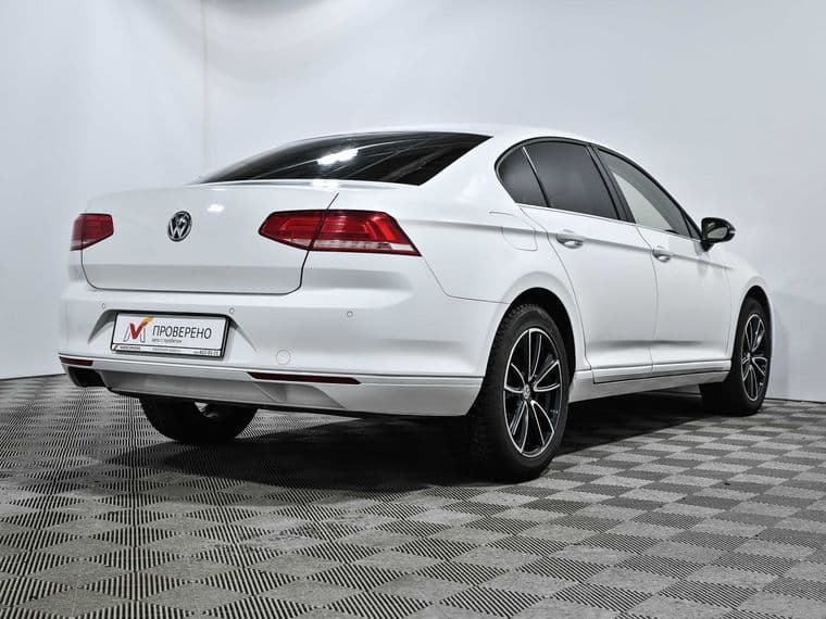 Volkswagen Passat, 2015 - вид 4