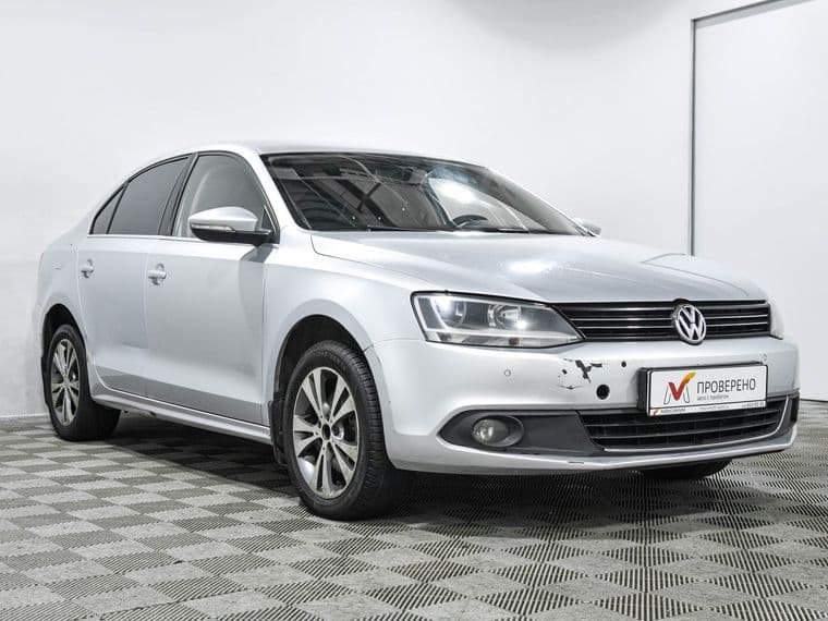 Volkswagen Jetta, 2012 - вид 3