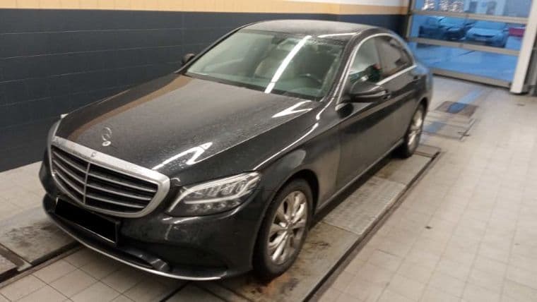 Mercedes-Benz C-класс 2018 года, 133 769 км - вид 1