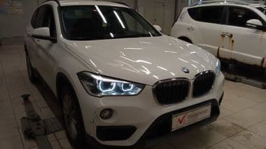 BMW X1 2018 года, 132 714 км - вид 2