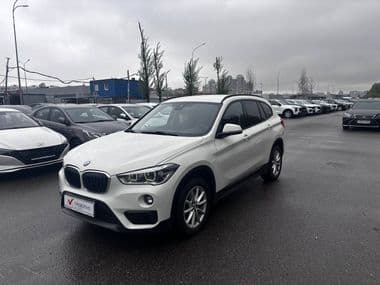 BMW X1 2018 года, 132 714 км - вид 1